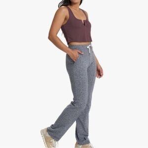 Vuori Halo Essential Straight Wide Leg Pants Gray Heather Dreamknit Pockets